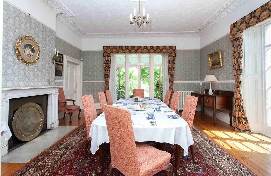 Hollybank House-1