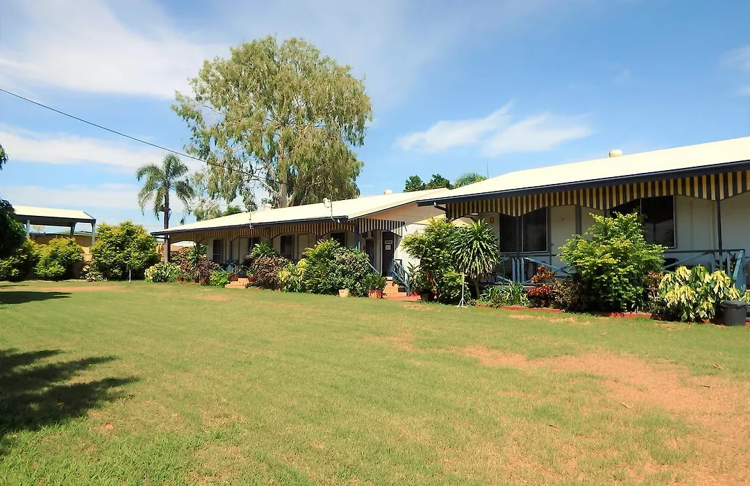 Matildas End Holiday Units-1