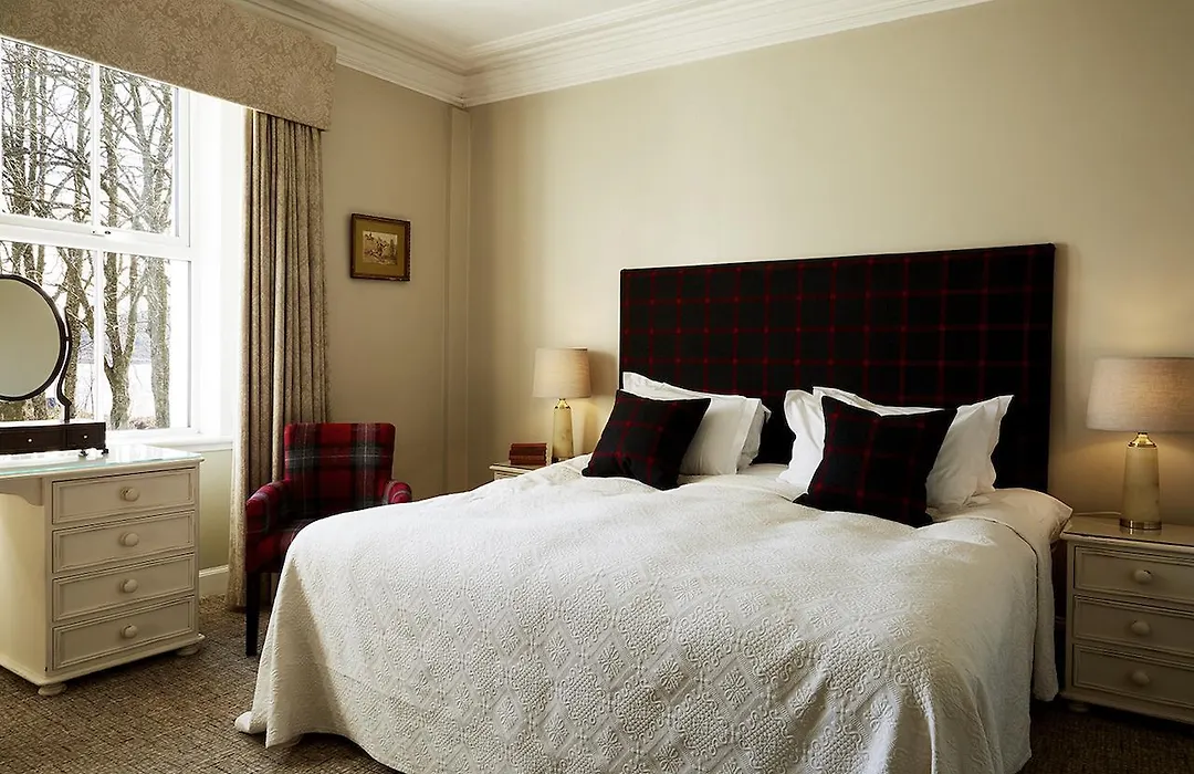 Kinloch Lodge Hotel And Restaurant-1