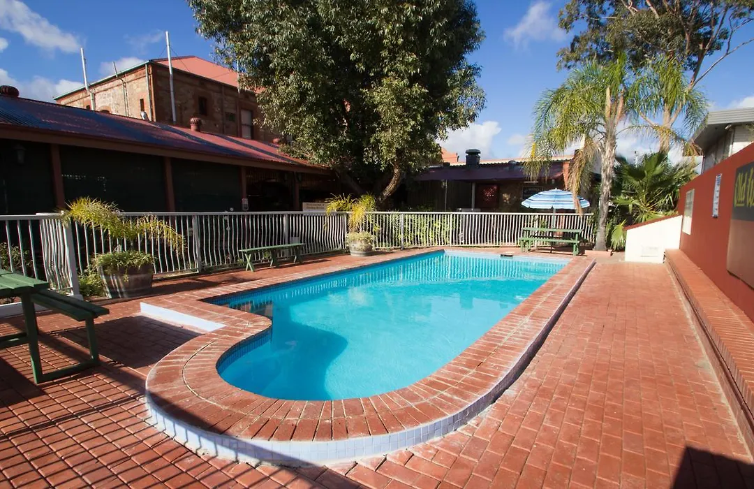 Old Willyama Motor Inn-1