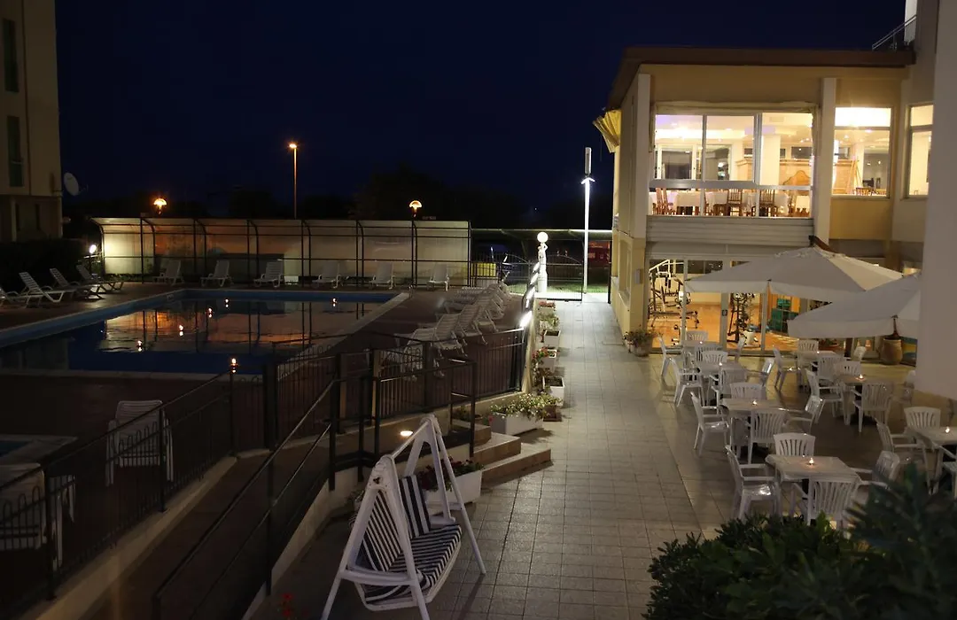 Hotel Plaza-1
