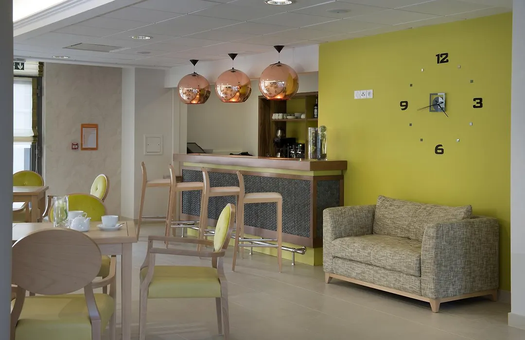 Domitys Les Etoiles d'Argent Résidence Services Seniors-1