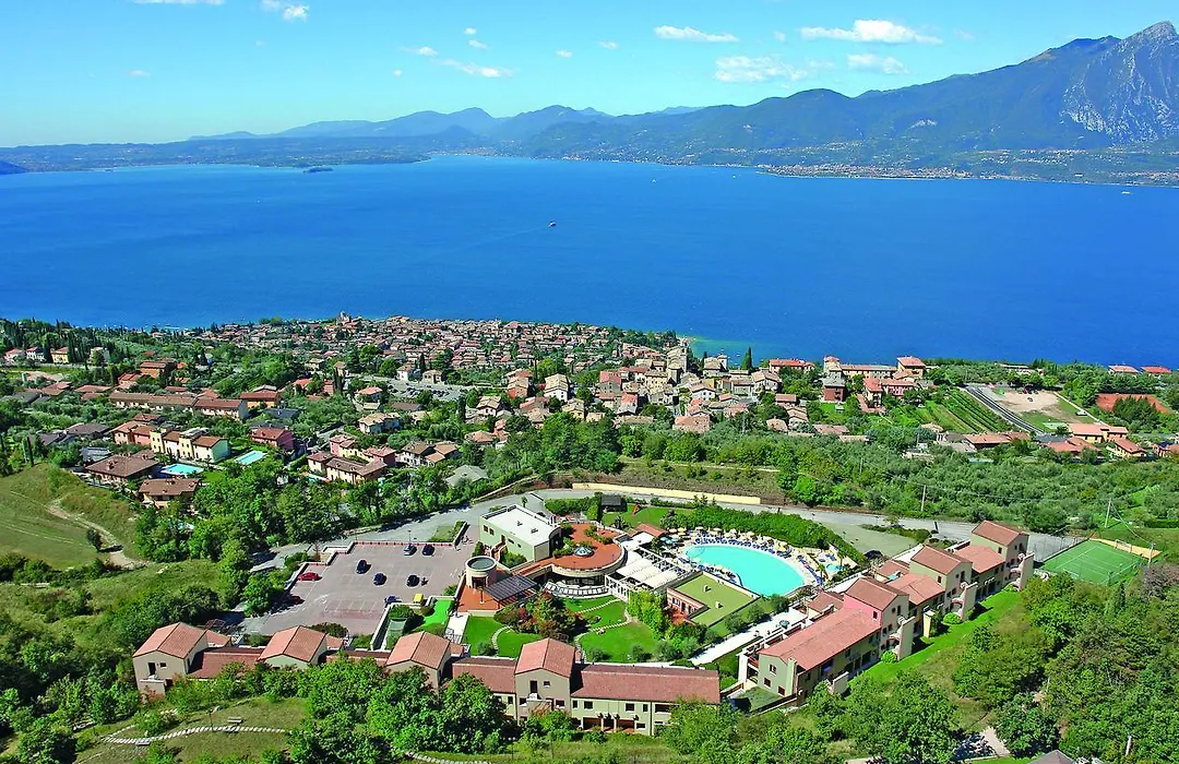 Le Torri Del Garda Familyspa Resort-1