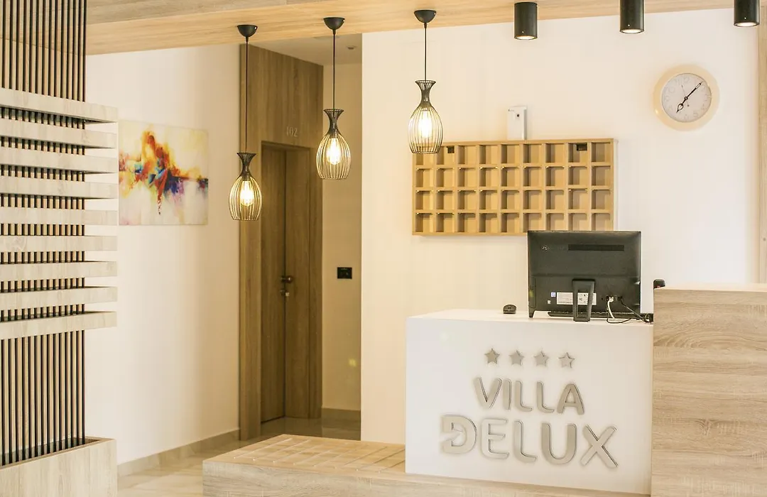 Villa Delux-1