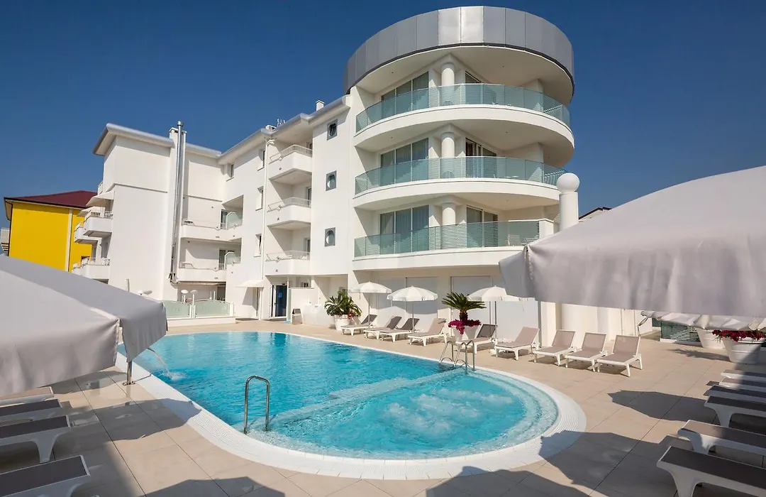 International Beach Hotel-1