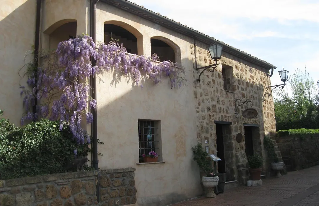 Sovana Hotel&Resort-1