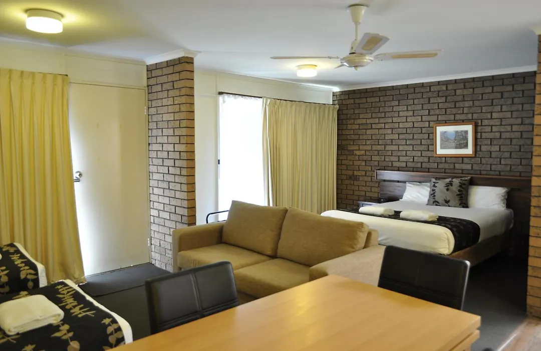 Albury Burvale Motor Inn-1