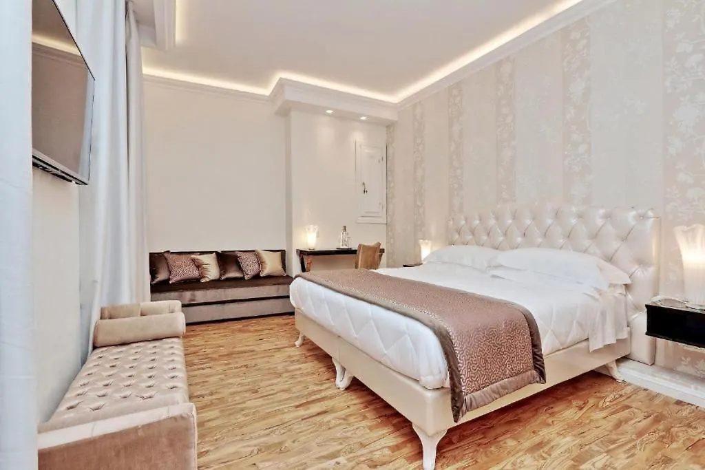 Bq House Colosseum Luxury Rooms-1