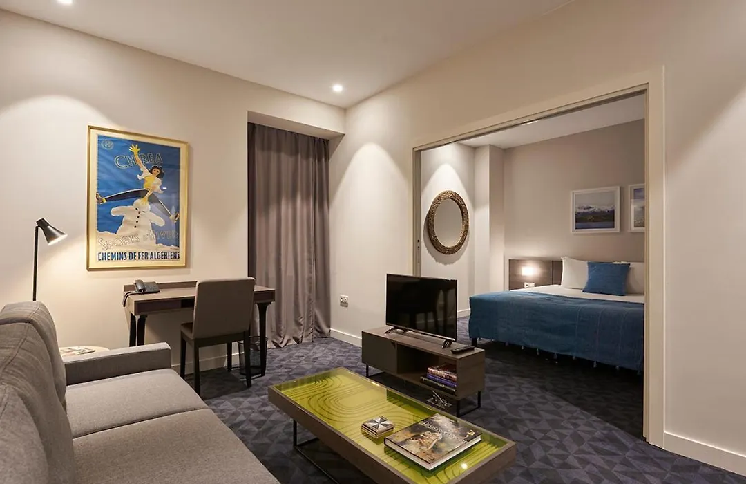 M Suite Hotel-1