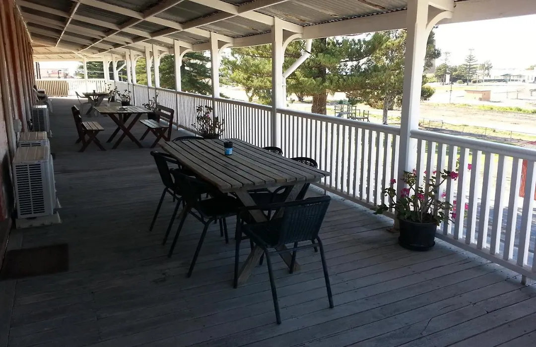 Sonbern Lodge Motel-1