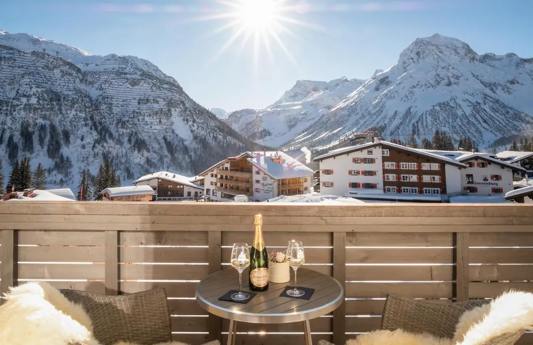 Hotel Bergkristall Oberlech-1