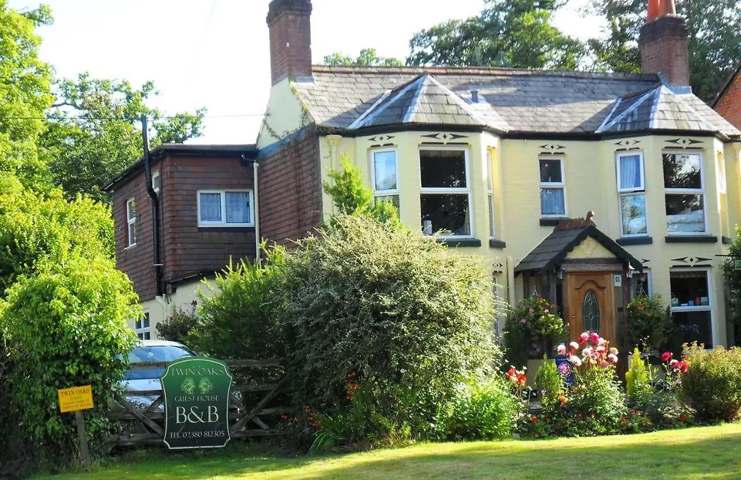 Twin Oaks Guest House-1