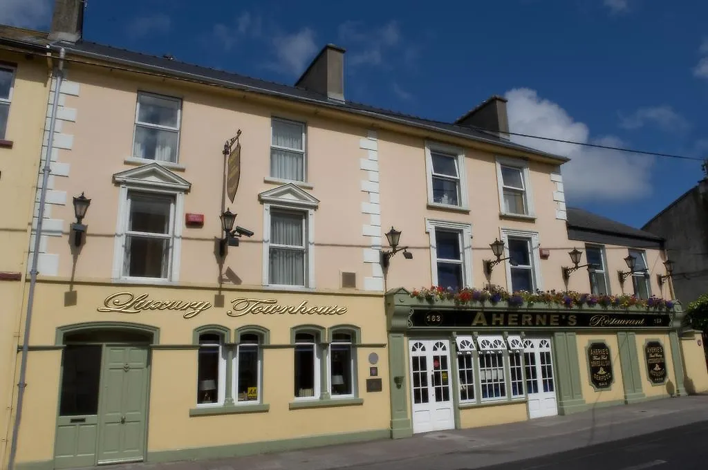 Aherne'S Townhouse Hotel And Seafood Restaurant-1