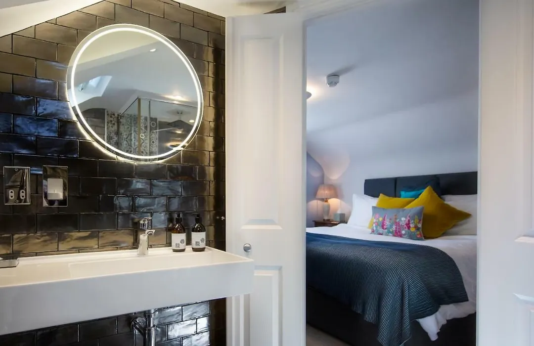 Moortown Lodge B&B-1
