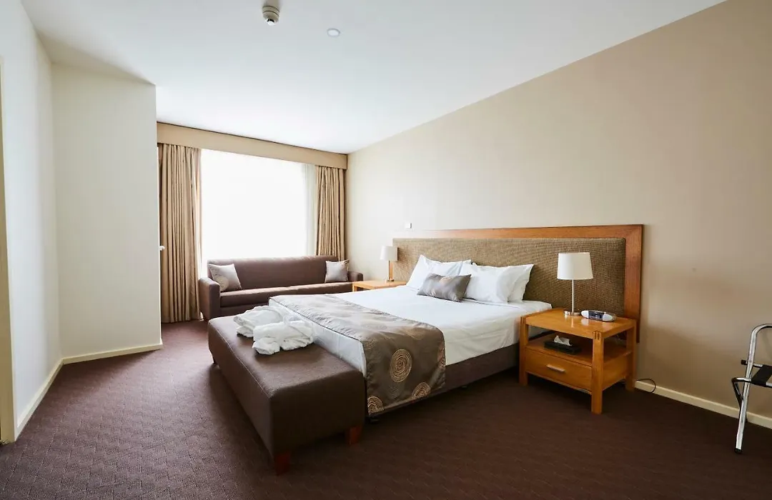 Mornington Hotel-1