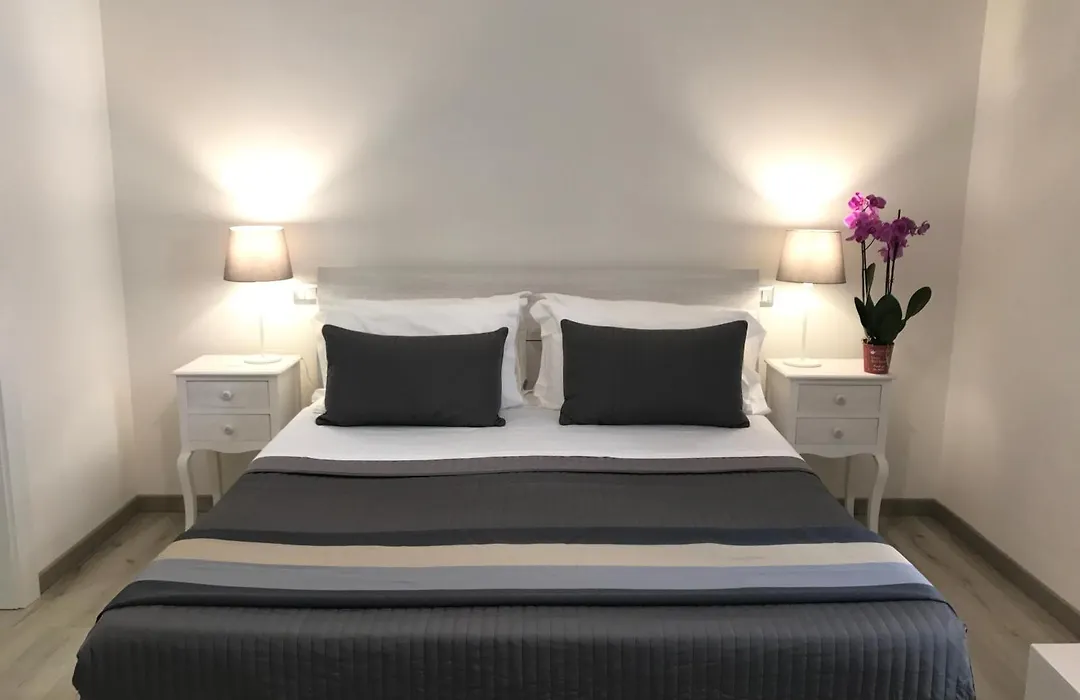 Angolo di Roma Guest house-1