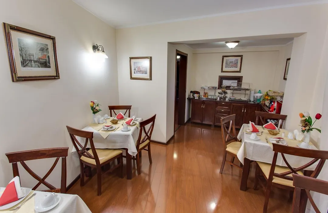 Vila Paris Boutique Hotel-1