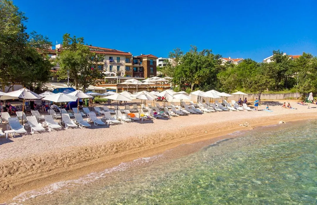 Blue Waves Resort-1
