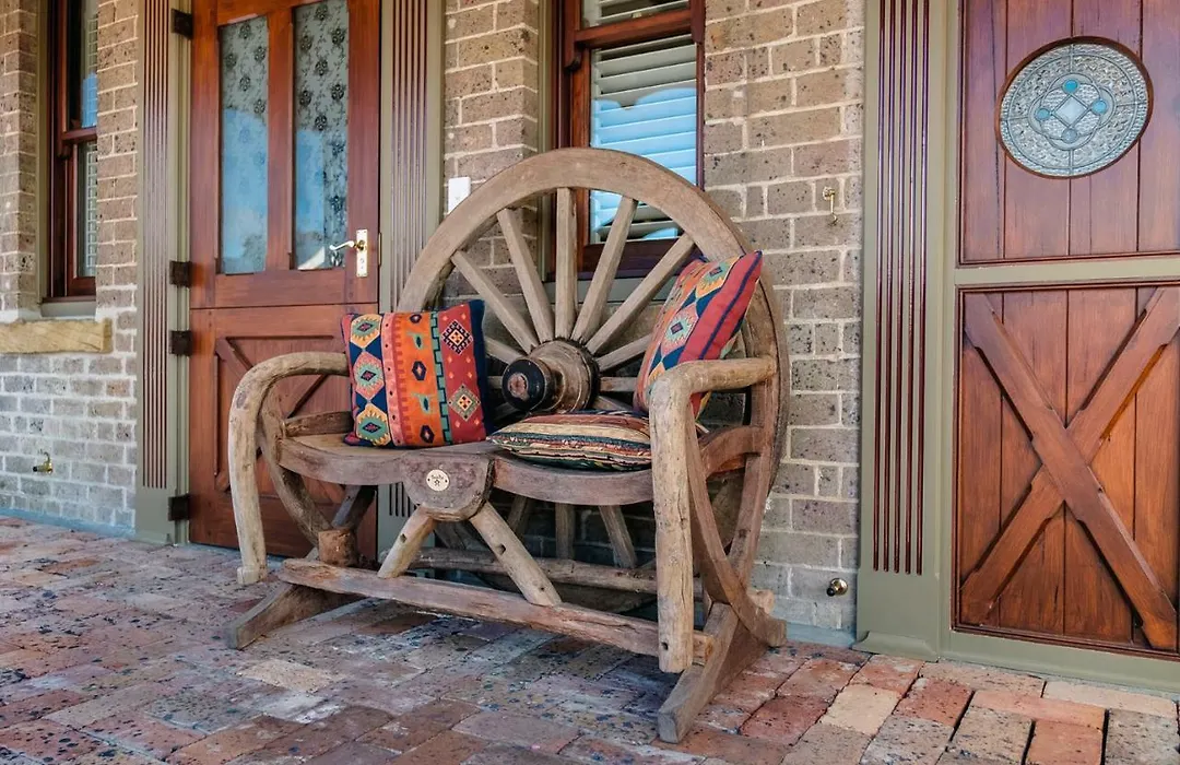 Old Bank Boutique Hotel-1