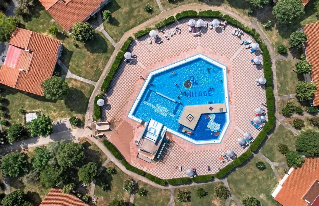 Holiday Centre Bi village-1