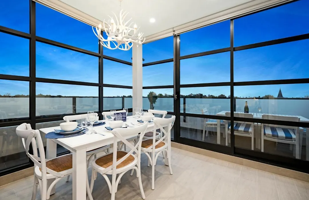 The Hamptons Apartments - St Kilda-1