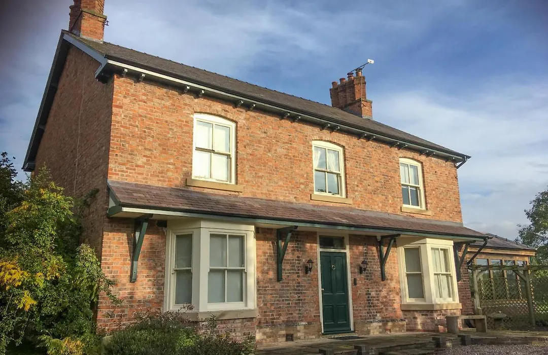 Hollies Farm B&B-1