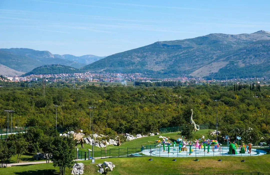 Grad Sunca Resort-1