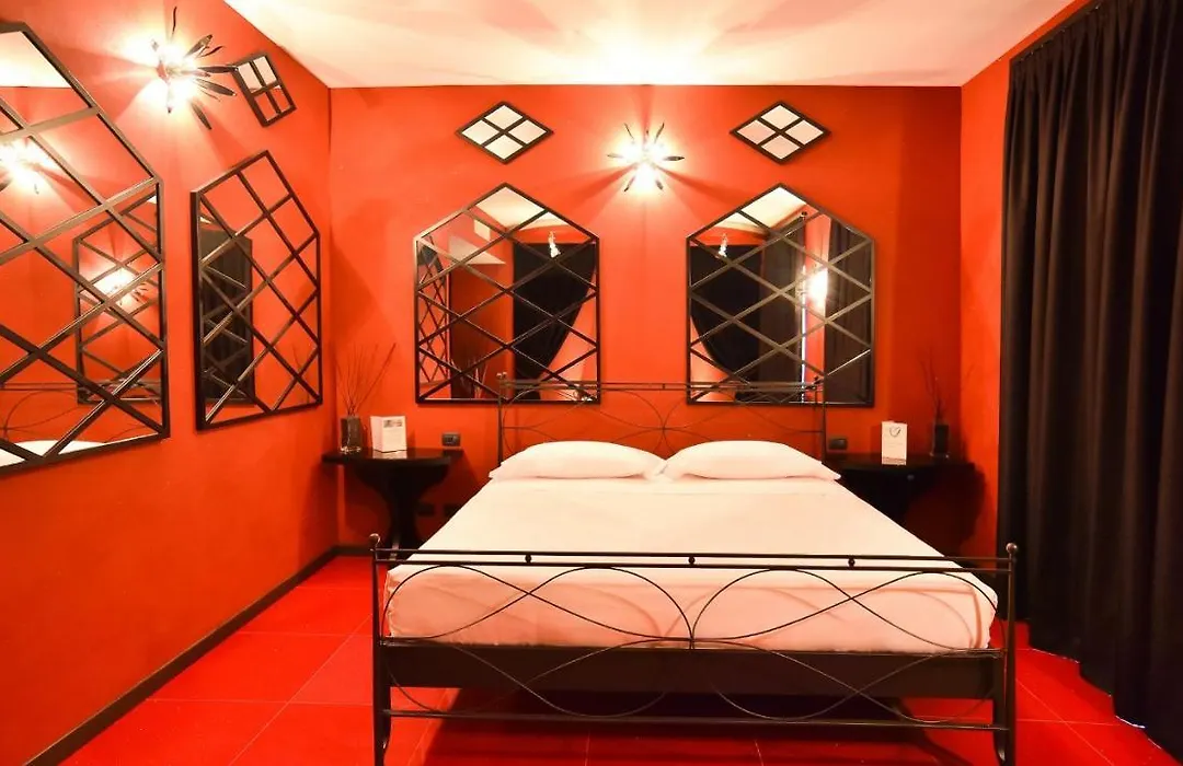 Sweet Motel-1