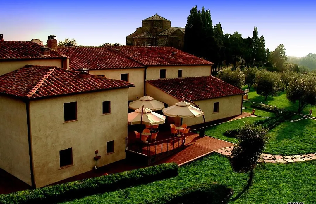 Sovana Hotel & Resort-1