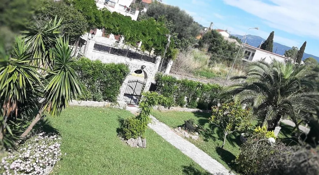 Zefiros Apartments-1