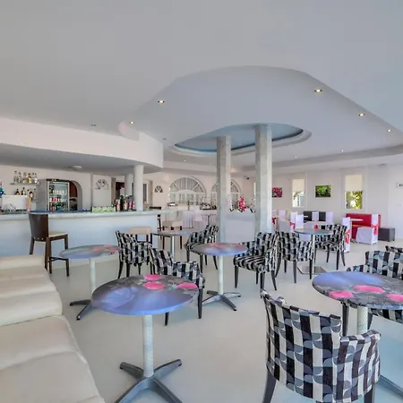 Pantheon Hotel-3