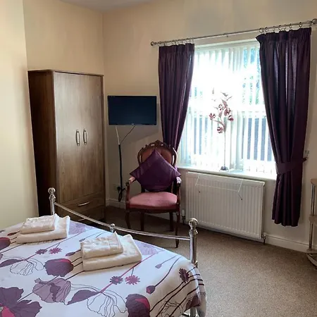 Launceston Villa-2