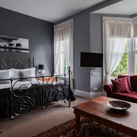 Scotia House - Beautifully Presented Accommodation-2