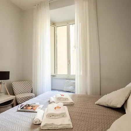 Eighty Four Rooms-2