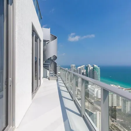 Hyde Beach House Hollywood Private Suites-3