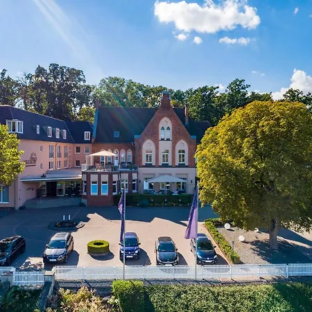 Parkhotel Berghoelzchen-3