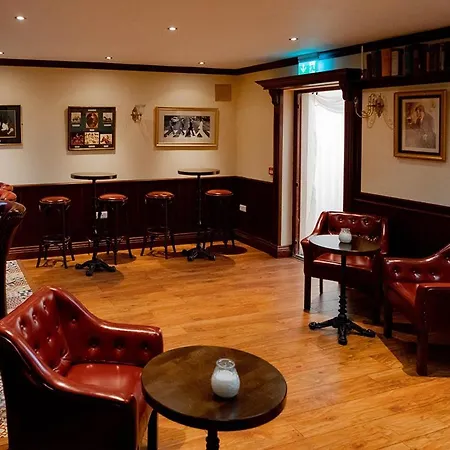 Trooperstown Lodge-3