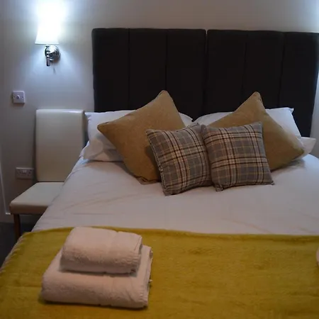 Air Leth Bed & Breakfast-3