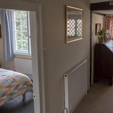 St Mary'S Bed & Breakfast-3