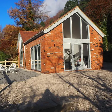 Cheltenham View Lodge-3