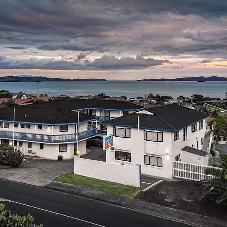 Snells Beach Motel-2