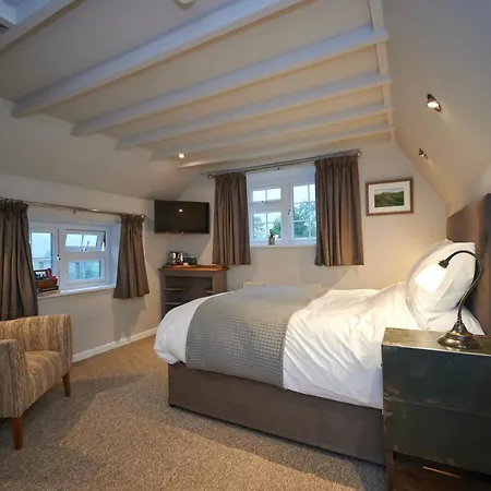 Black Lion Inn-3