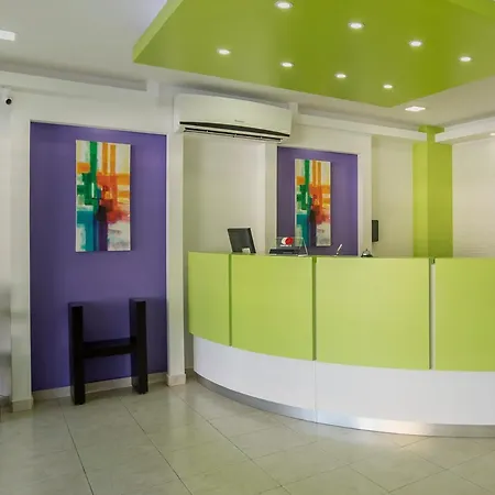 Smart Hotel Monterrey-3