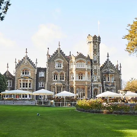 Oakley Court-2