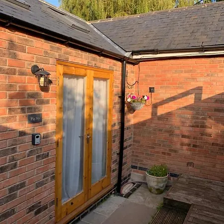 The Forge Guest Rooms-3