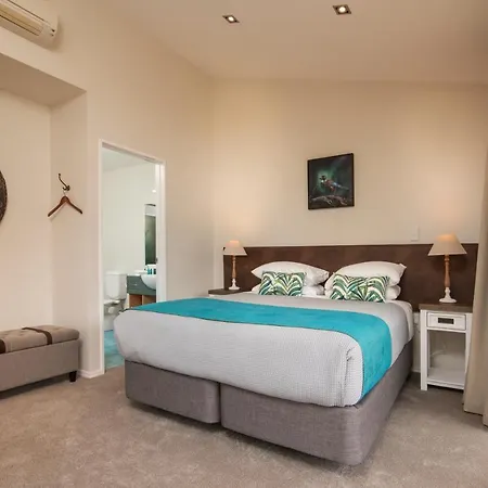 Punga Cove Resort-2