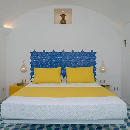 Petrea Lifestyle Suites-3