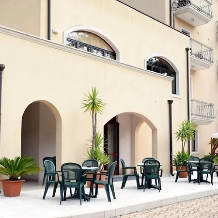 Hotel Villa Rosa-2