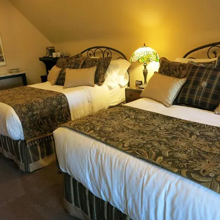 The Woodview Inn-2