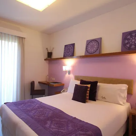 Mine Hotel-2